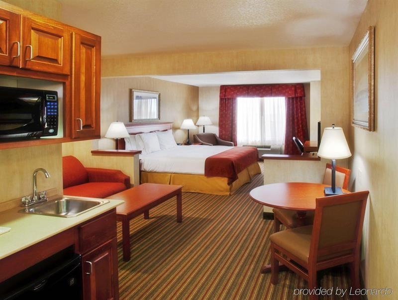 Holiday Inn Express & Suites Sioux Center By Ihg Extérieur photo